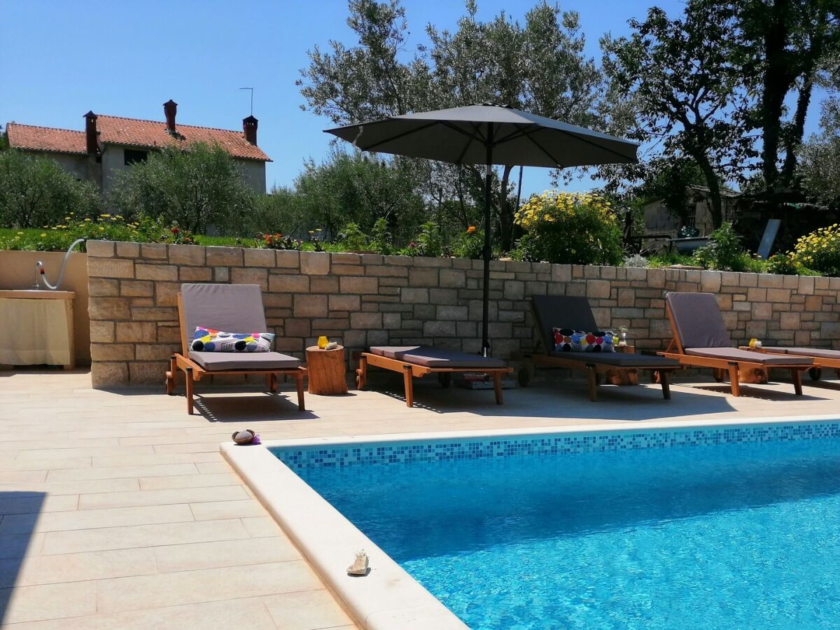 Villa Villa Stella - Beautiful Villa Stella in Juricani, northern Istria - Outdoor photo 2