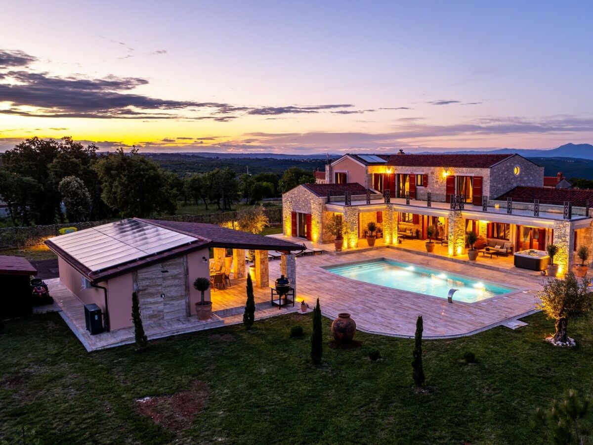 Villa Villa Antea - Elegant Villa Antea in Barban, eastern Istria