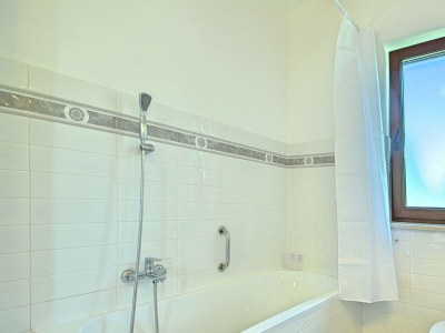 Villa Villa Gloria Vita - Modern Villa Gloria Vita in Nova Vas, near Novigrad - Features photo 18