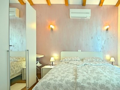 Villa Villa Gloria Vita - Modern Villa Gloria Vita in Nova Vas, near Novigrad - Features photo 25