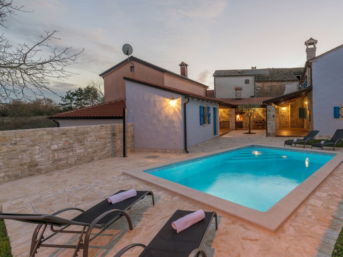 Villa Villa Croc - Rustic Villa Croc near Buje