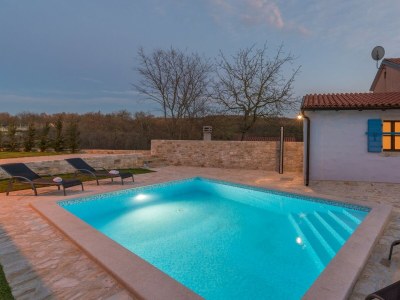 Villa Villa Croc - Rustic Villa Croc near Buje - Outdoor photo 2