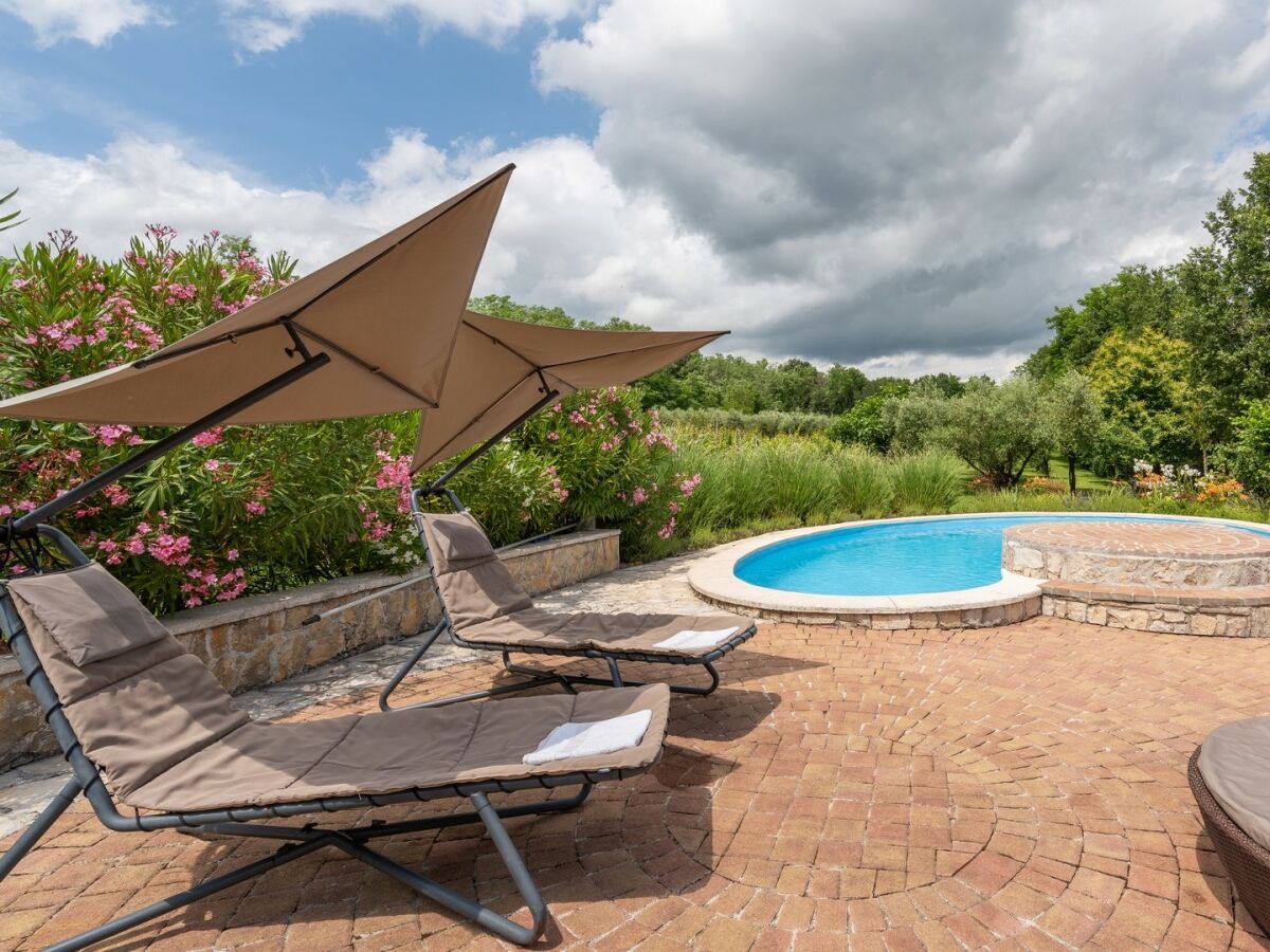 Villa Casa Corona - Rustic Casa Corona near Labin, Istria - Outdoor photo 2