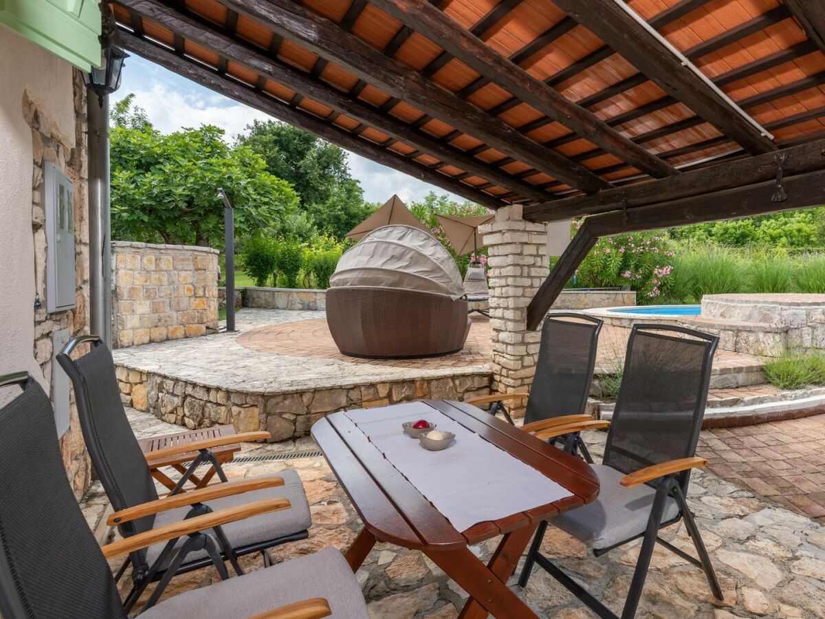 Villa Casa Corona - Rustic Casa Corona near Labin, Istria - Outdoor photo 3