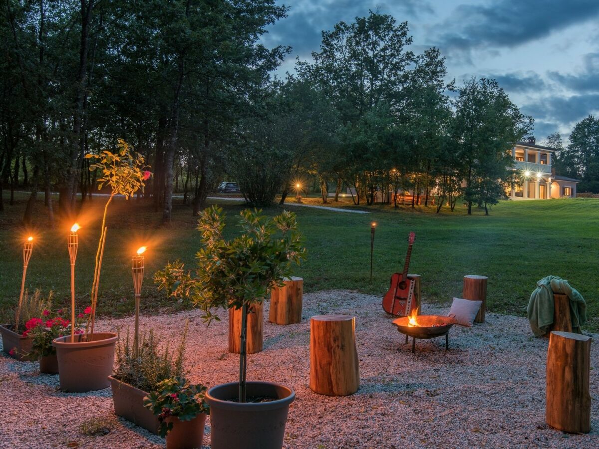 Villa Villa Anima - Elegant Villa Anima near Pazin, central Istria - Outdoor photo 4