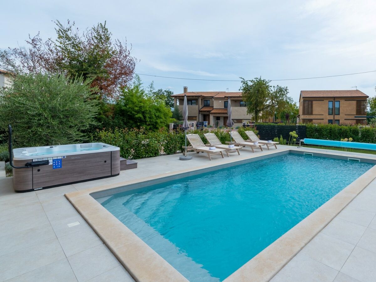 Villa Villa Vallis - Beautiful Villa Vallis near Poreč, Istria - Outdoor photo 2