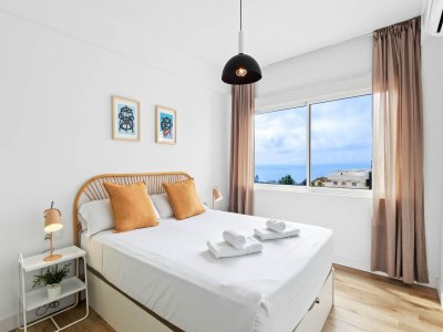 Apartment Stylish Stay with Pool & Sea Views - Features photo 6
