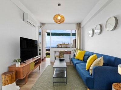 Apartment Stylish Stay with Pool & Sea Views - Features photo 14