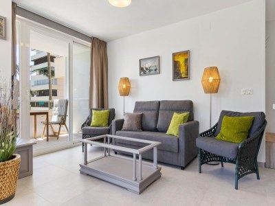 Apartment Sunny Apartment near Playamar Beach - Features photo 10