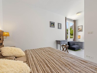 Apartment Sunny Apartment near Playamar Beach - Features photo 24