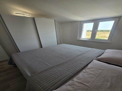 Apartment Apartments Ivankovic - Two Bedroom Apartment with Terrace - Features photo 8