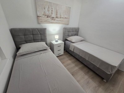 Apartment Apartments Ivankovic - Two Bedroom Apartment with Terrace - Features photo 9