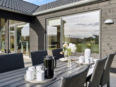 Holiday house 5 Sterne Ferienhaus in Løkken - Outdoor photo 4