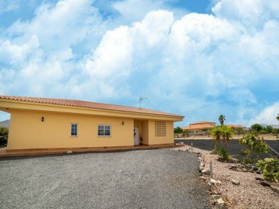 Farmhouse Holidayhome in Tuineje near Beaches - Outdoor photo 6