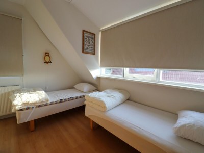 Holiday house Nice holiday home on the water in Grou - Features photo 18