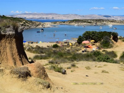 Holiday house Bojana - private home  in Lopar - Environment photo 13