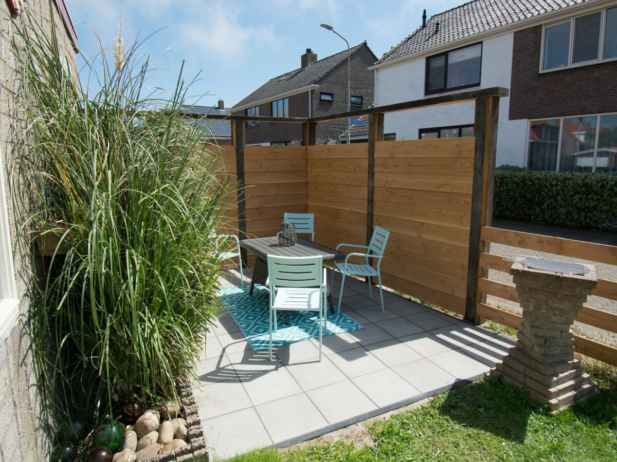 Holiday house Bungalow in Petten am Strand für 4 Von Belvilla - Outdoor photo 2