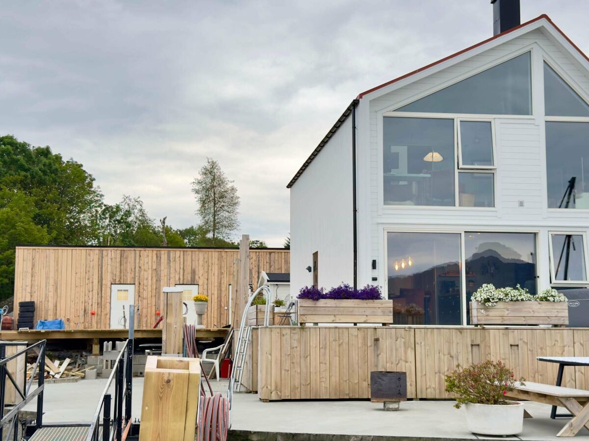 Holiday house 6 person holiday home in Huglo - Outdoor photo 5