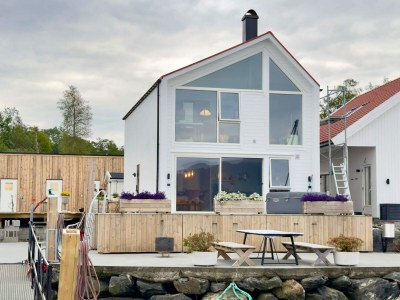 Holiday house 6 person holiday home in Huglo - Outdoor photo 12