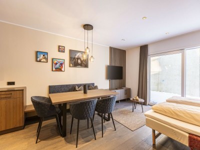 Apartment Spacious apartment with terrace - Features photo 16