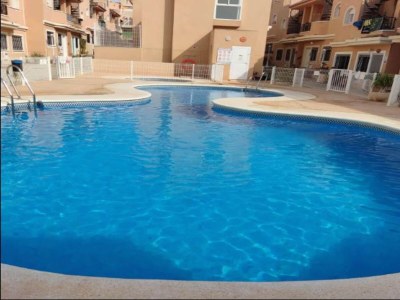 Holiday house Inviting holiday home with pool - Outdoor photo 3