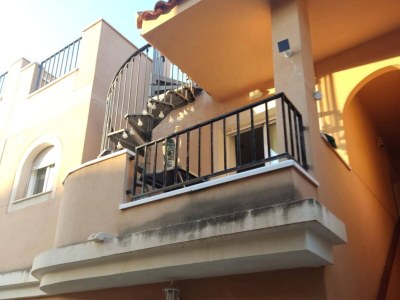 Holiday house Inviting holiday home with pool - Outdoor photo 6