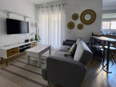 Holiday house Inviting holiday home with pool - Features photo 16