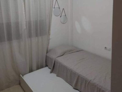 Holiday house Inviting holiday home with pool - Features photo 26