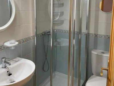 Holiday house Inviting holiday home with pool - Features photo 29