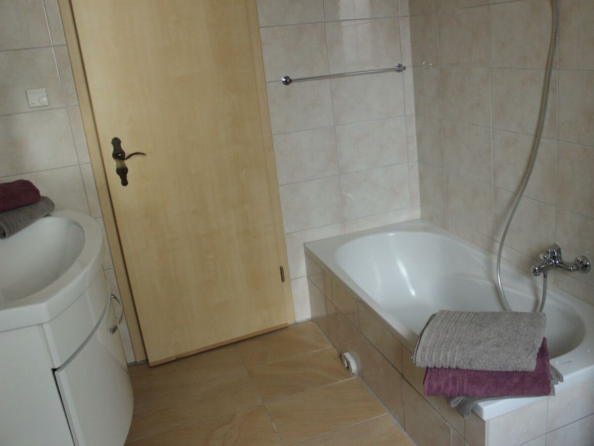 Apartment Appartement/Fewo, Dusche und Badewanne, Balkon - Outdoor photo 2