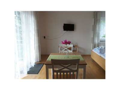 Apartment Appartement/Fewo, Dusche, WC, Balkon - Features photo 11