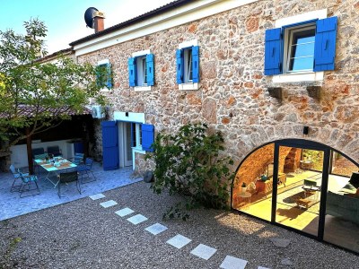 Holiday house Steinhaus Emilia – Pool, 3 Badezimmer, 2 Terrassen - Outdoor photo 2