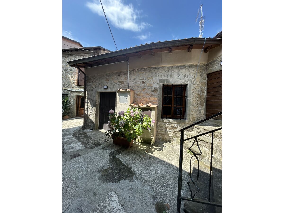 Holiday apartment Ghiro House - Outdoor photo 3