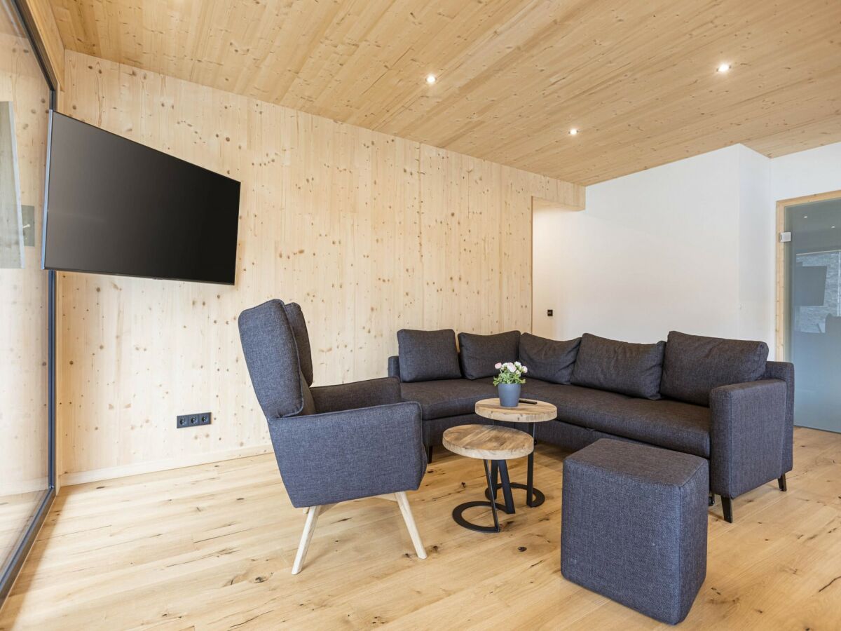 Holiday park Spacious apartment with pool (No Deposit) - Features photo 4