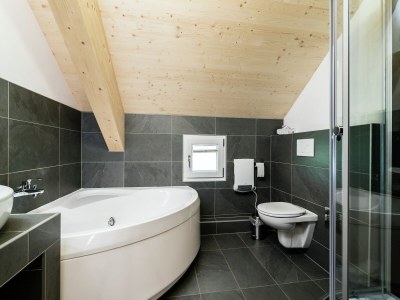 Holiday park Welcoming chalet with hot tub - Features photo 25