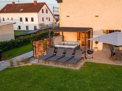 Apartment Wellness-Ferienhaus, Bad/WC mit Sauna u. Jacuzzi - Outdoor photo 30