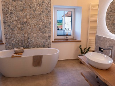 Apartment Wellness-Ferienhaus, Bad/WC mit Sauna u. Jacuzzi - Features photo 39