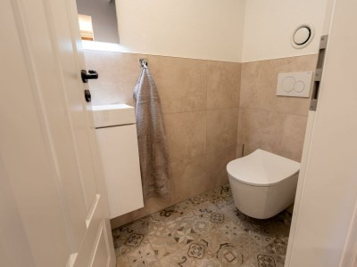 Apartment Wellness-Ferienhaus, Bad/WC mit Sauna u. Jacuzzi - Features photo 46