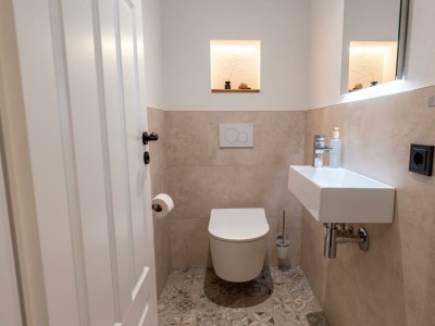 Apartment Wellness-Ferienhaus, Bad/WC mit Sauna u. Jacuzzi - Features photo 49
