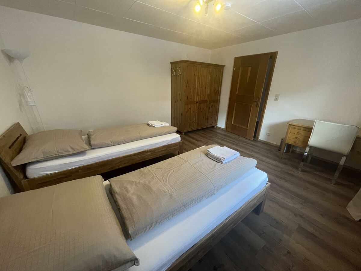 Holiday room Zimmer 2 - Familienzimmer, Etagendusche/Etagen-WC - Outdoor photo 5