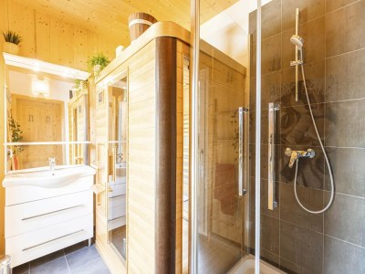 Holiday park Modern chalet with whirlpool - Outdoor photo 30