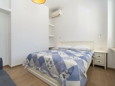 Apartment Apartment Nikolica - Two Bedroom Apartment with Terrace - Features photo 38