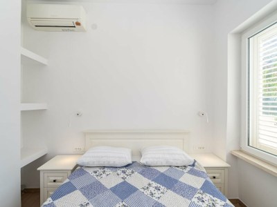 Apartment Apartment Nikolica - Two Bedroom Apartment with Terrace - Features photo 42