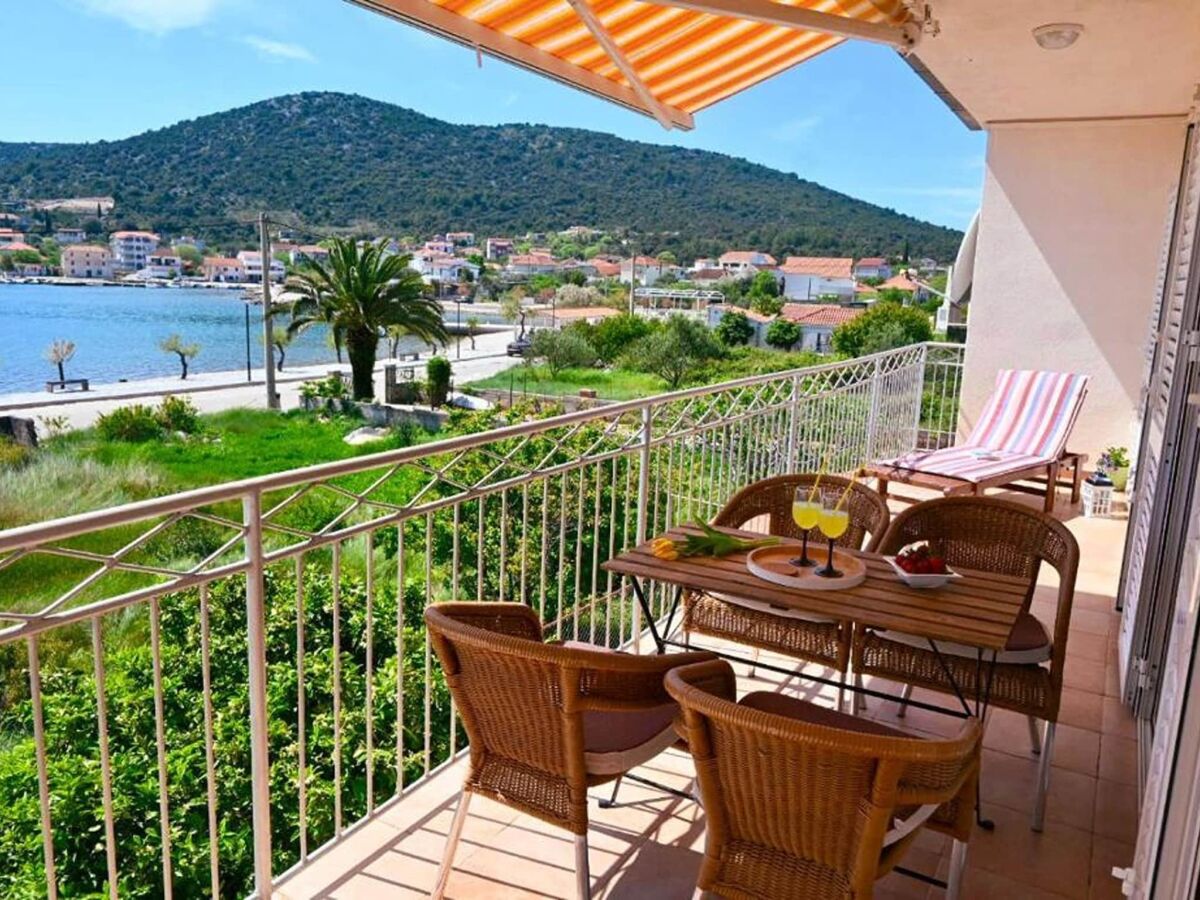 Apartment Apartment Zara - Two Bedroom Apartment with Balcony - Outdoor photo 4