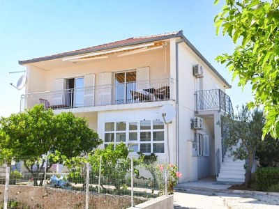 Apartment Apartment Zara - Two Bedroom Apartment with Balcony - Outdoor photo 7