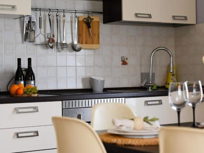 Apartment Apartment Zara - Two Bedroom Apartment with Balcony - Features photo 14