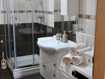 Apartment Apartment Zara - Two Bedroom Apartment with Balcony - Features photo 19