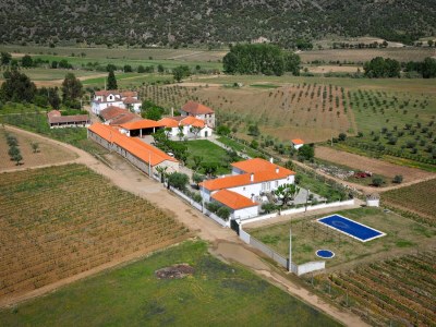 Holiday park Wunderschönes Ferienhaus mit Schwimmbad in Vila Flor - Environment photo 27