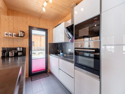 Holiday park Lovely chalet with hot tub - Features photo 5