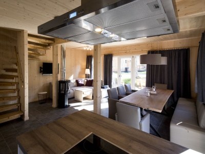 Holiday park Chalet with indoor hot tub - Features photo 7